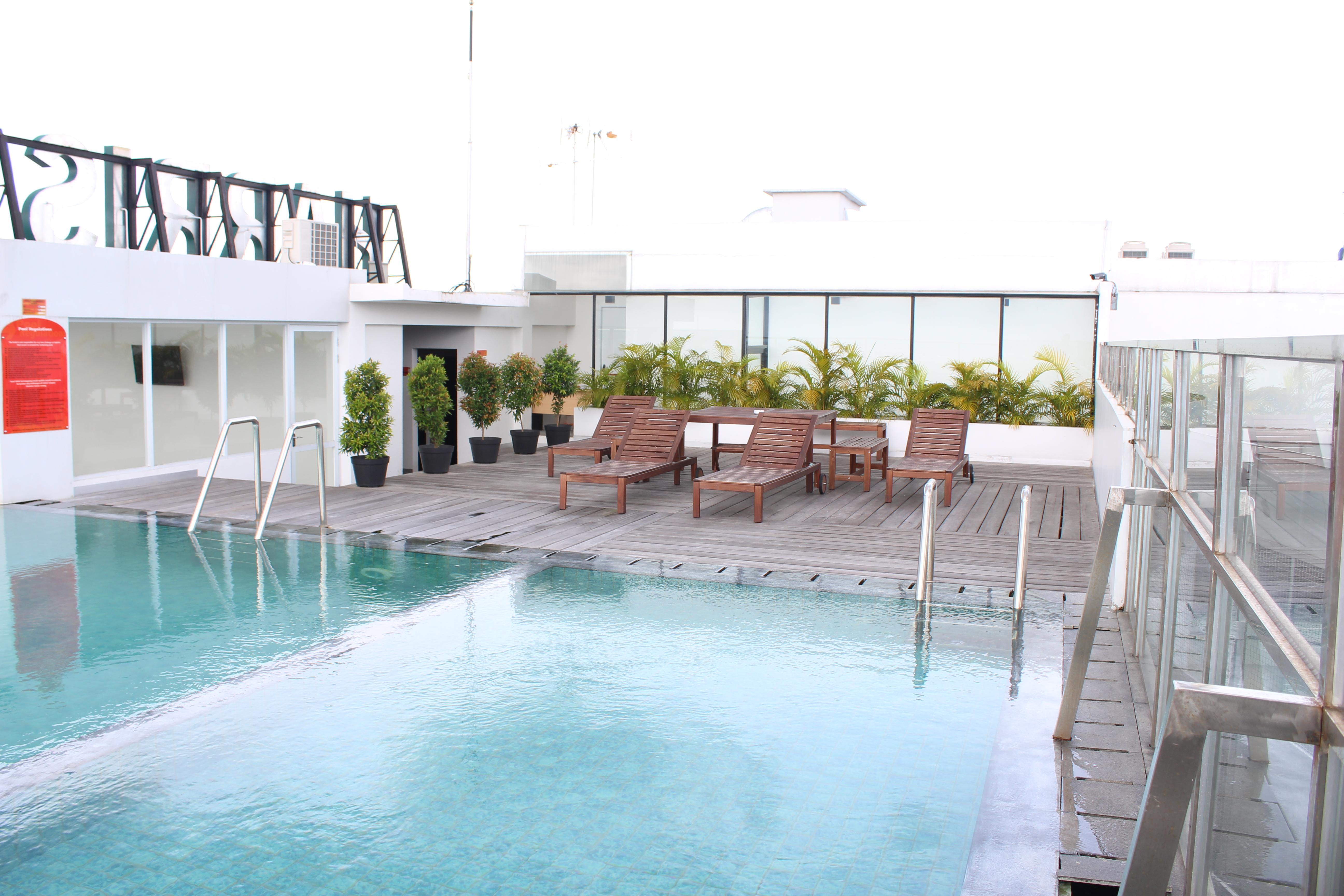 Harris Hotel Pontianak Kültér fotó