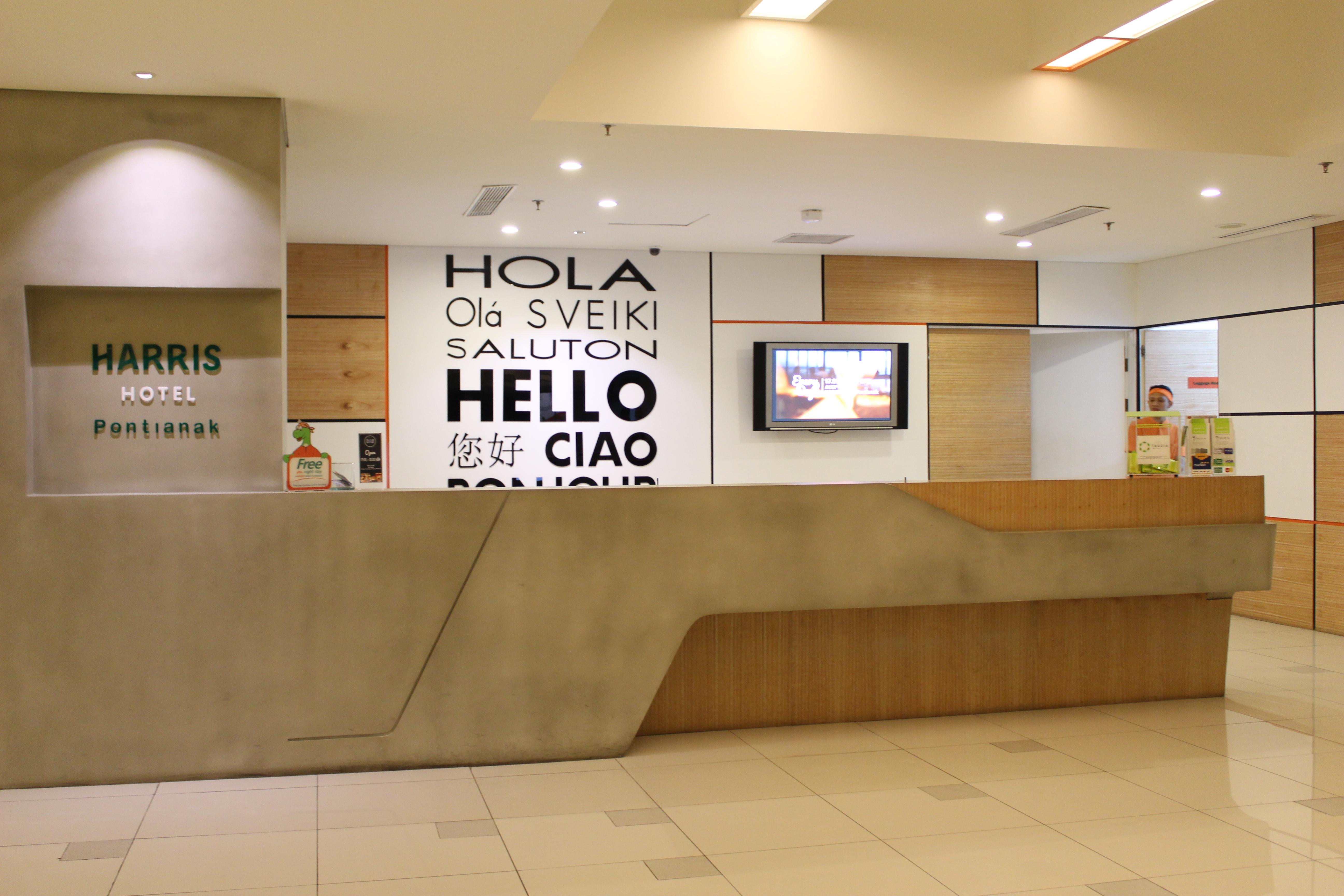 Harris Hotel Pontianak Kültér fotó