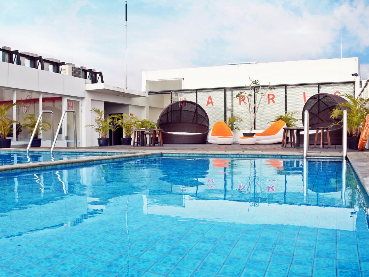 Harris Hotel Pontianak Kültér fotó