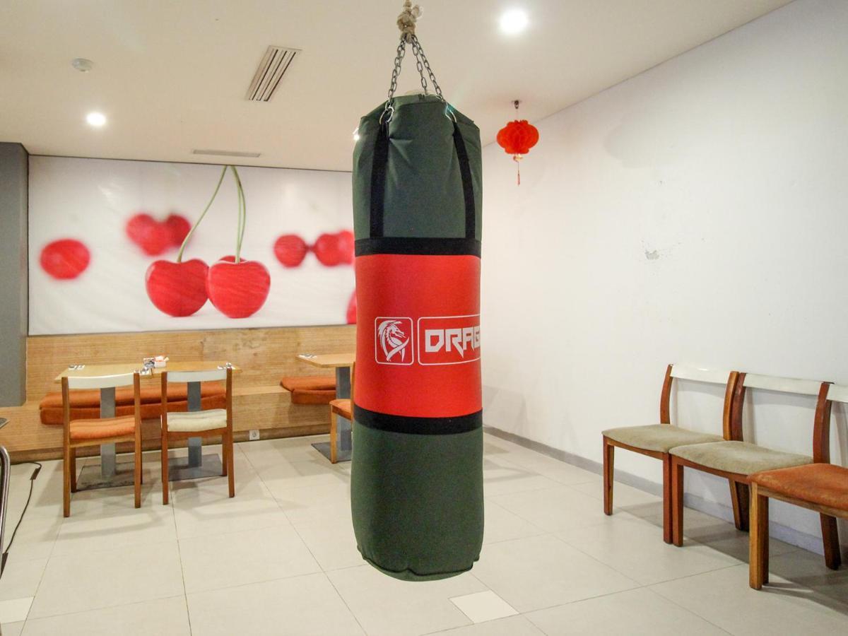 Harris Hotel Pontianak Kültér fotó
